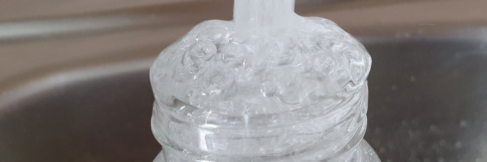 Trinkwasser aus der Leitung trinken