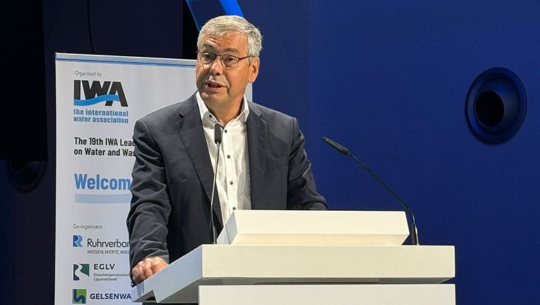 Professor Norbert Jardin eröffnet Weltwasserkonferenz