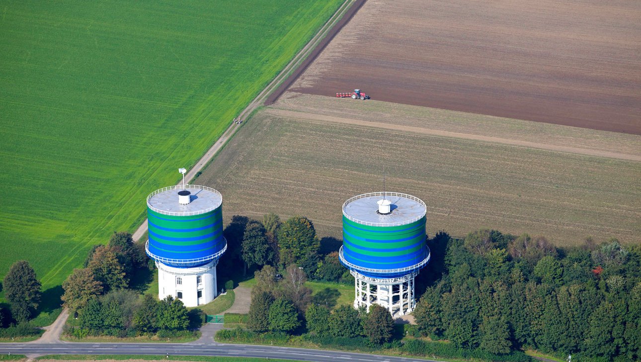 Die Wassertürme in Herten aus der Vogelperspektive.