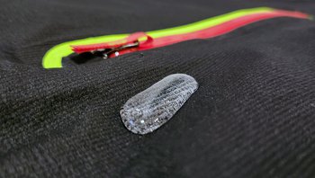 wasserabweisendes Material mit PFAS
