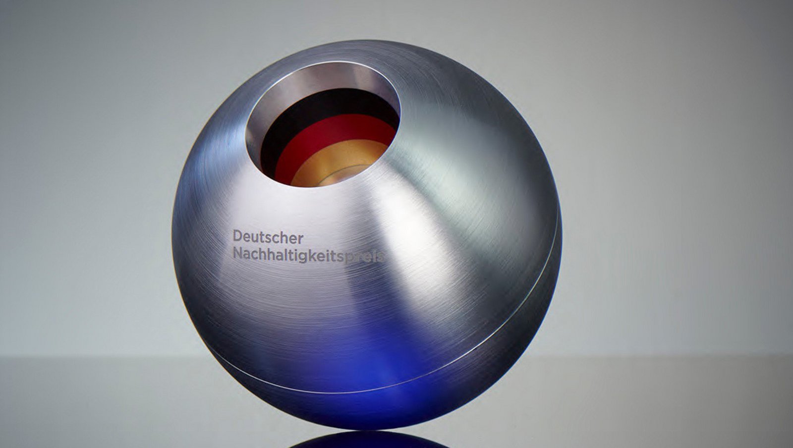 Gelsenwasser gewinnt den Deutschen Nachhaltigkeitspreis: Das Infrastrukturunternehmen kann sich in der Sparte „Wasser“ durchsetzen.