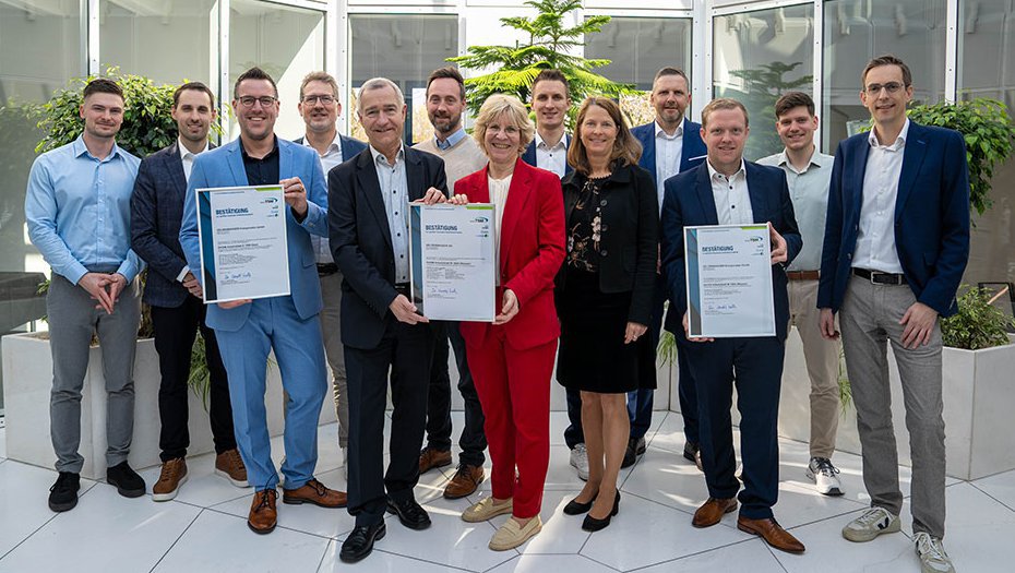 Übergabe TSM-Urkunden